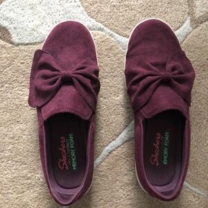 Skechers Purple Sneakers with Suede Finish